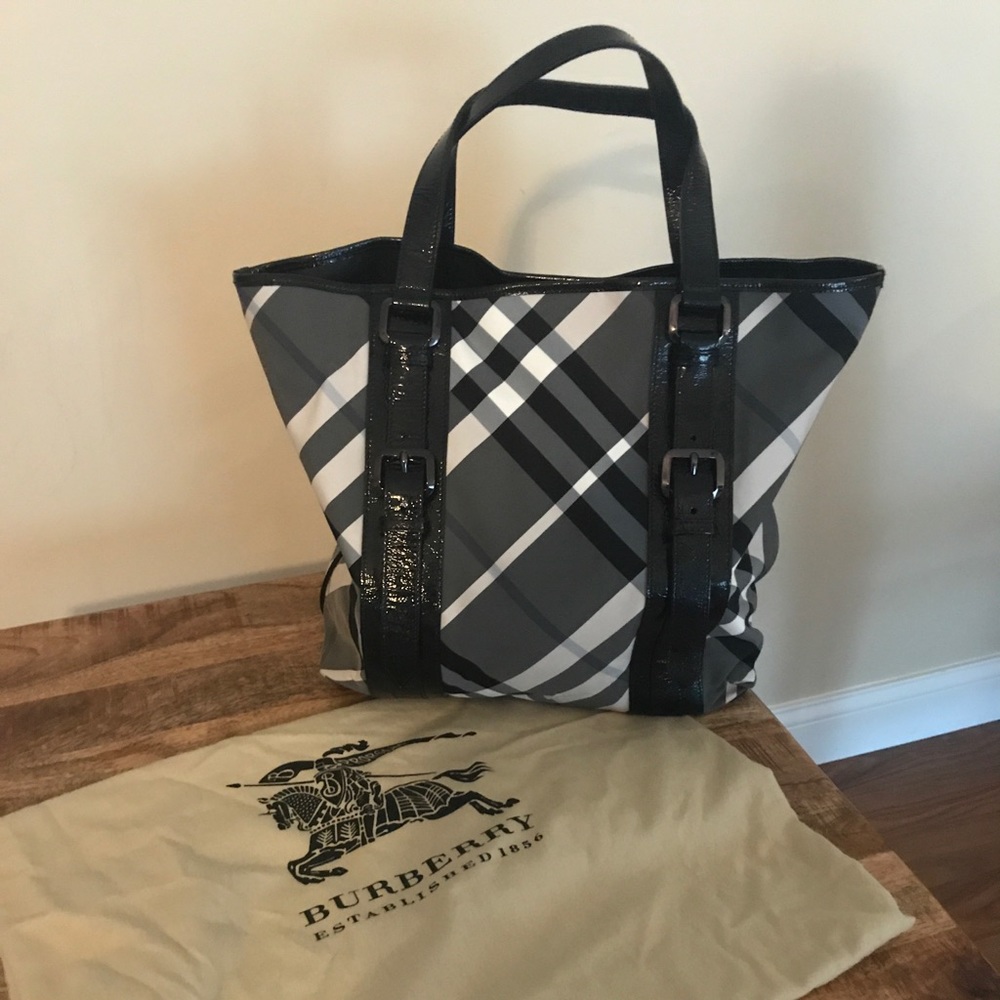 Burberry black/grey check nylon large tote